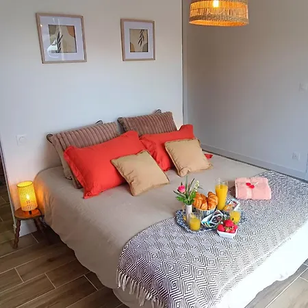 Holiday home Maison Neuve Proche Avec Parking Gratuit Et Prive A 5 Min Du Musee De La Batterie De Merville *