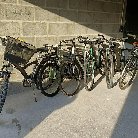 Casa de Férias Maison Neuve Proche Avec Parking Gratuit Et Privé à 5 Min Du Musée De La Batterie De Merville Gonneville-en-Auge