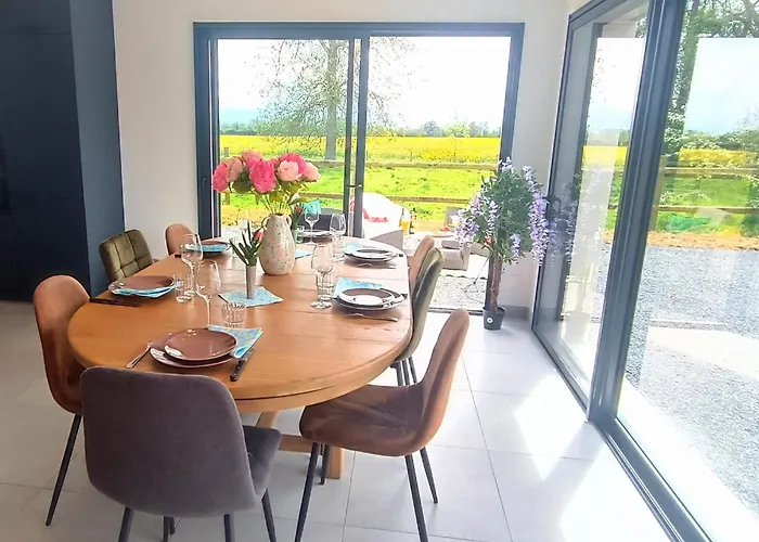 Maison Neuve Proche Avec Parking Gratuit Et Prive A 5 Min Du Musee De La Batterie De Merville Gonneville-en-Auge