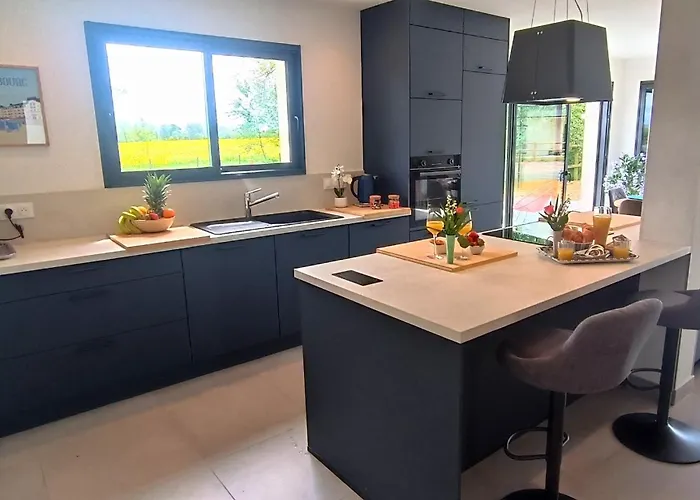 Tatil Evi Maison Neuve Proche Avec Parking Gratuit Et Prive A 5 Min Du Musee De La Batterie De Merville